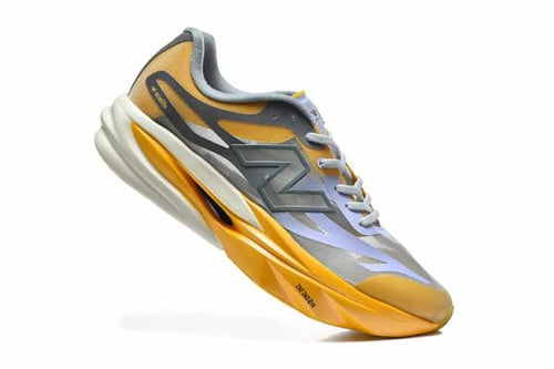 New Balance FuelCell V5